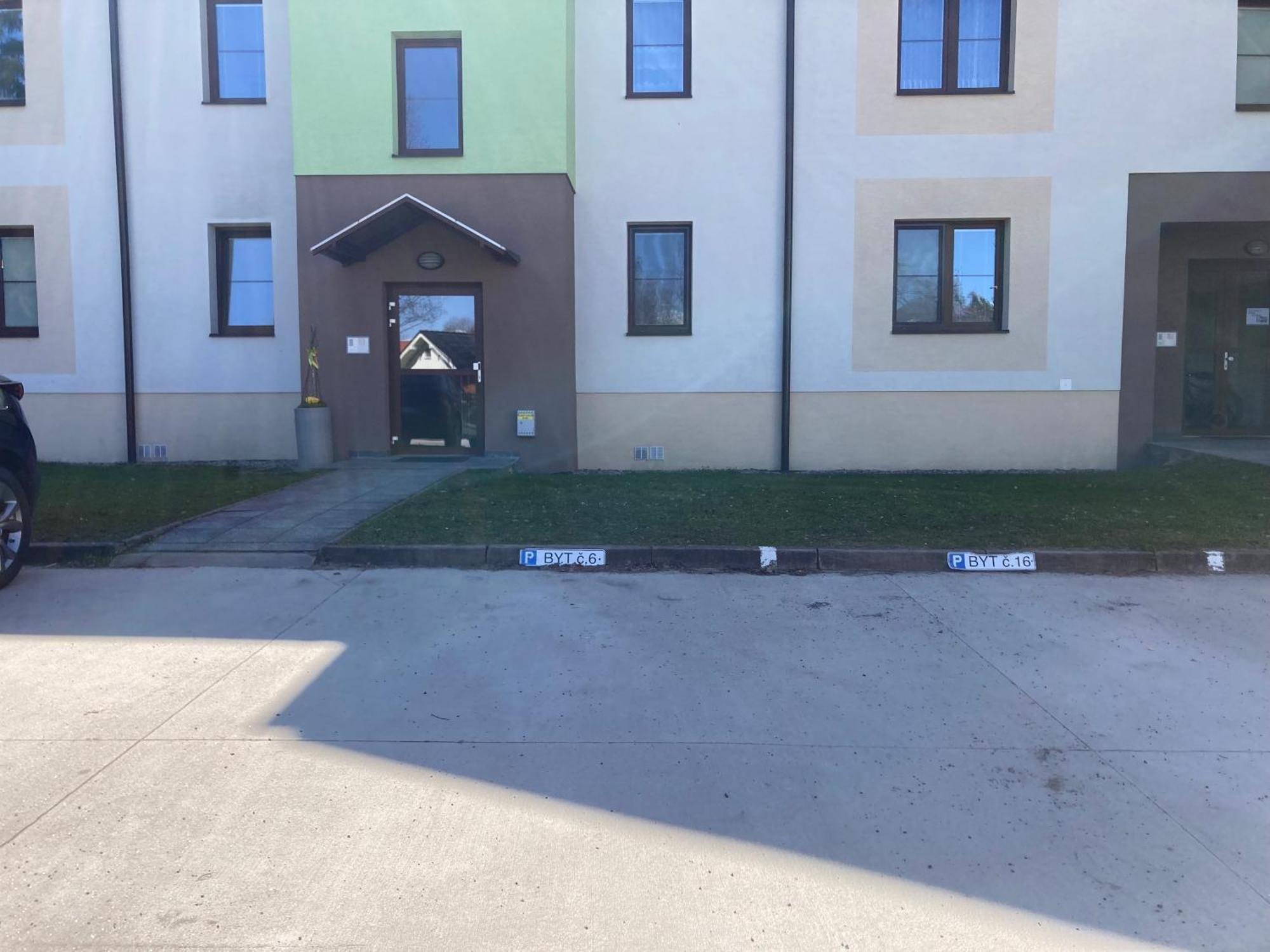 Repose Residence Liptovský Mikuláš Buitenkant foto